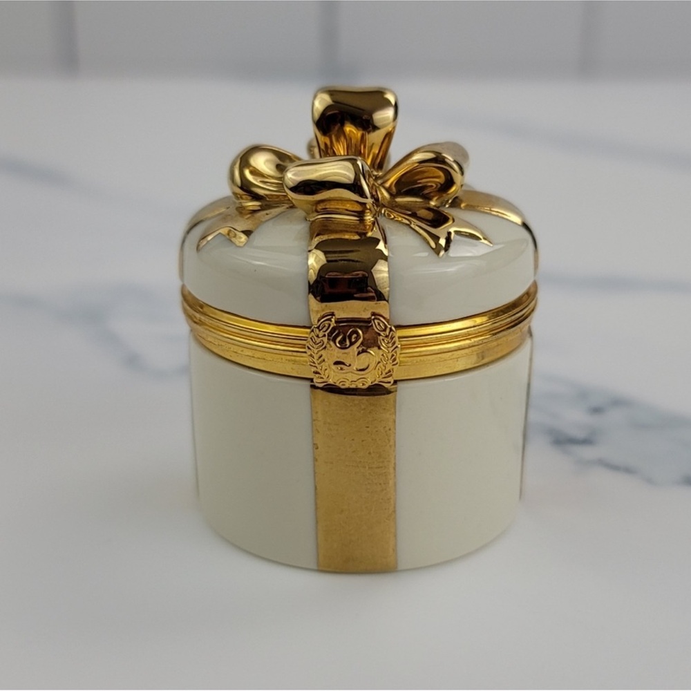 Lenox Cream and Gold Tiny Treasures Box